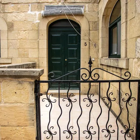 Apartmán Rooftop Hideaway, Jacuzzi, Bbq & Petss *