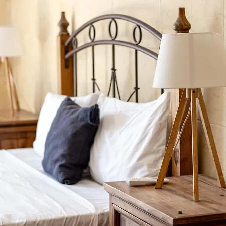 Rooftop Hideaway, Jacuzzi, Bbq & Petss