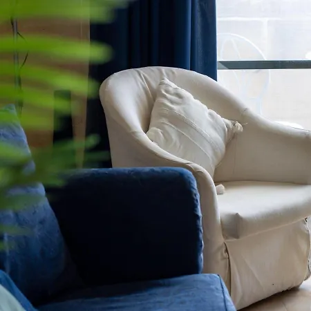 Apartmán Rooftop Hideaway, Jacuzzi, Bbq & Petss Għarb