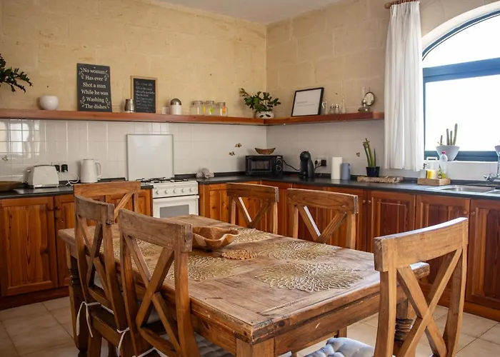 Apartman Rooftop Hideaway, Jacuzzi, Bbq & Petss