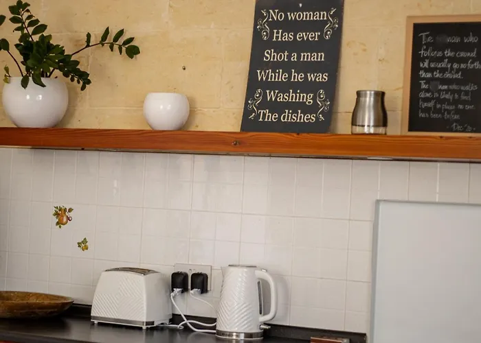 Apartman Rooftop Hideaway, Jacuzzi, Bbq & Petss *